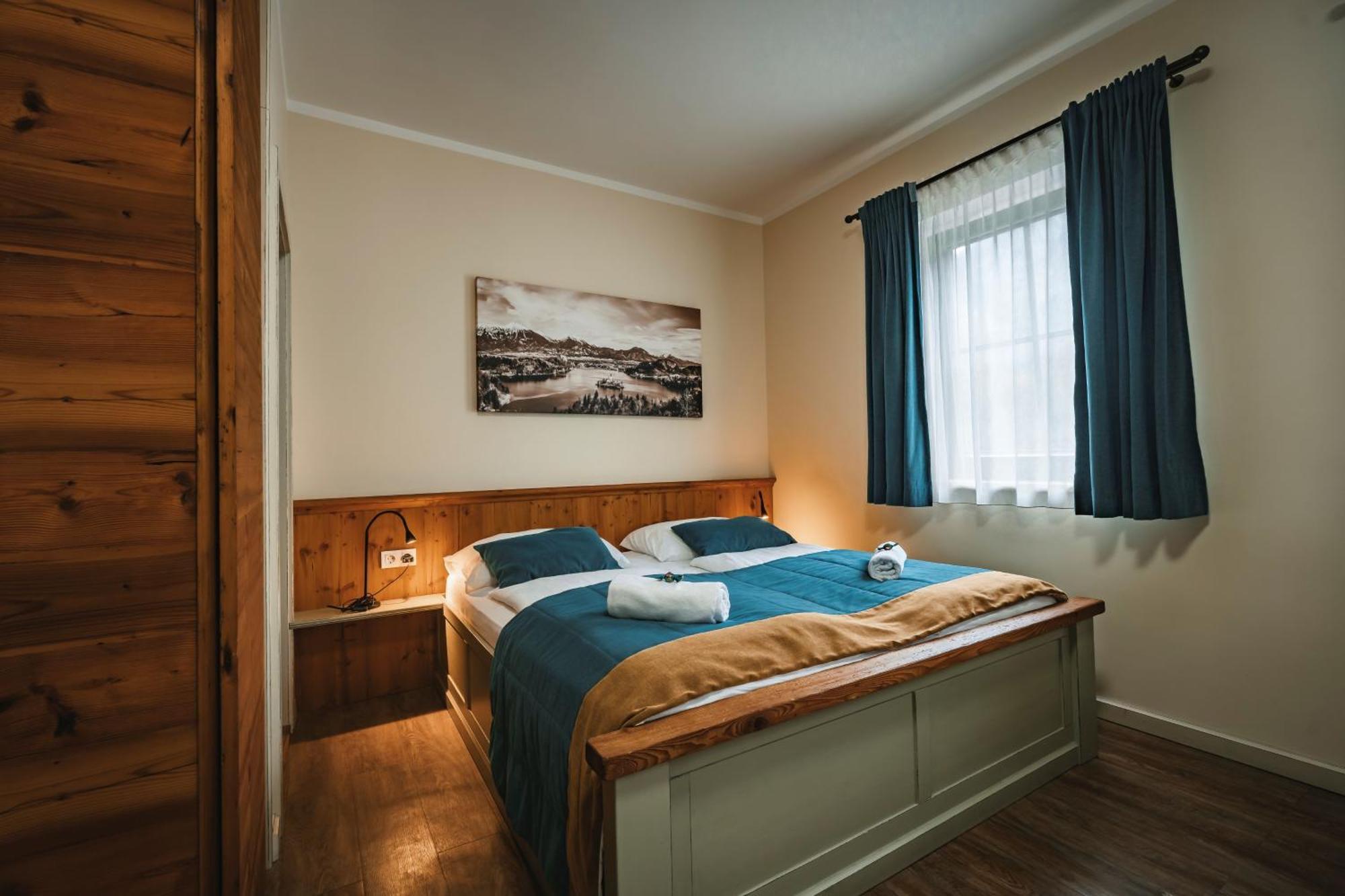 Guest House Ejga Jesenice Buitenkant foto